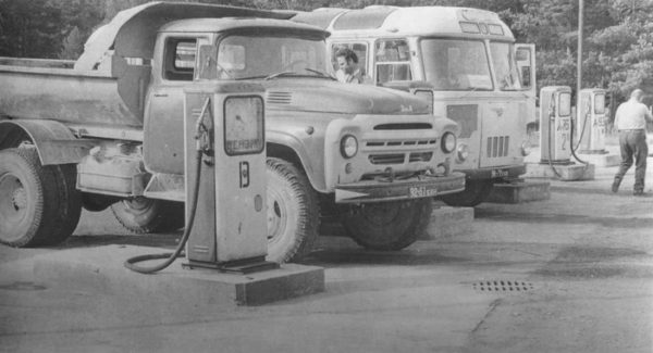 Pärandiralli-kutsub-tuuritama-mööda-Hiiumaa-põlistalusid_Foto_Hiiumaa-Muuseumi-fotokogu.jpg