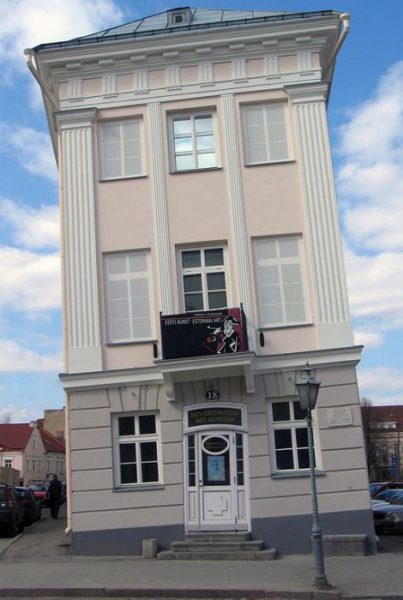 Tartu-Kunstimuuseum.jpg