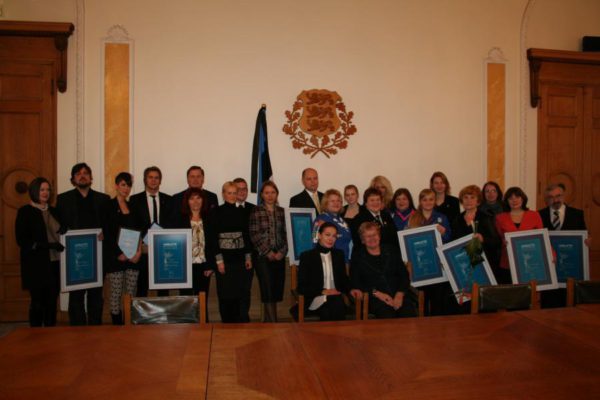 UNICEF_Unistused-ja-lootused-on-need-mida-iga-inimene-vajab-et-nende-poole-püüelda-ja-neid-täide-viia.jpg