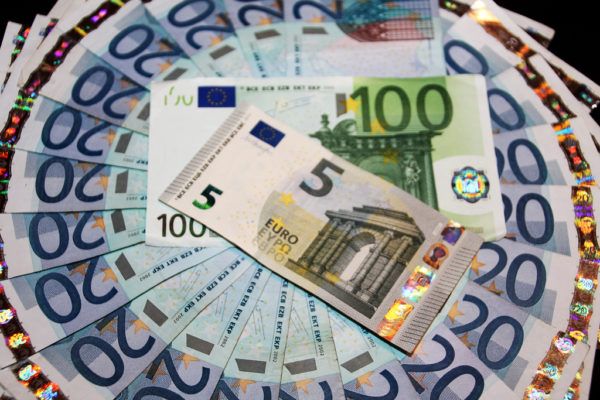 Bingo-Lotoga-328-411-eurot-võitnud-mängija-vormistas-võidu.jpg