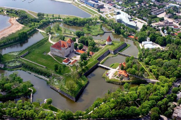 TARK-TEGU-Kuressaare-viib-linnaelanike-seas-läbi-rahulolu-uuringu.jpg