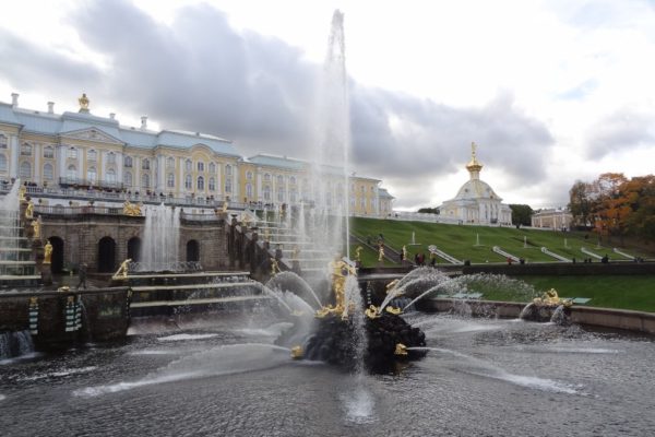 Peterburi-Peterhof.jpg