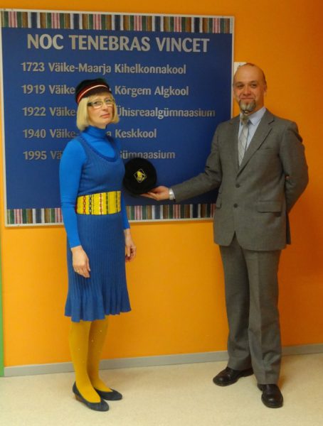 Väike-Maarja-gümnaasium-pani-nimepäeval-kooli-loo-seinale-ja-pidas-konverentsi-Ilve-Tobreluts.jpg