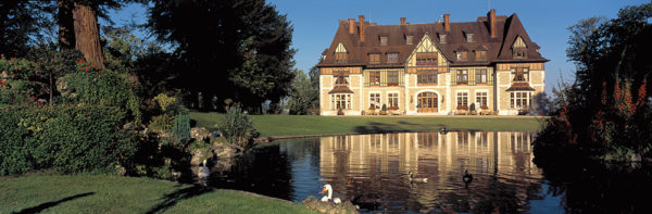 Martell-Cognac-House-Collection.jpg
