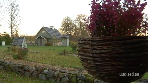 Oma-pere-jõududega-taastatud-talu-on-nii-vanematele-kui-lastele-tõeliseks-paradiisiks.jpg