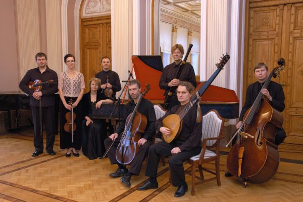 Corelli-Consort.-Foto-Corelli-Music-Harri-Rospu.jpg