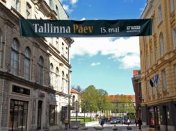 Keskkonnateabe-ekraan-on-samm-Rohelise-Pealinna-tiitli-poole_Foto_Tallinna-Televisioon.jpg