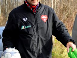 Järvamaal-noori-kasvatav-Viktor-Mets-on-Eesti-jalgpallile-koolitanud-palju-tipptegijaid.jpg
