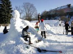 Tallinnas-Snelli-tiigi-ääres-avatakse-traditsiooniline-lumelinn.jpg