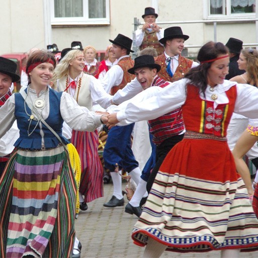 XX Võru Folkloorifestivali „Lugu“ passid jõudsid müüki