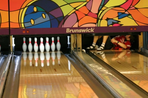 Tallinna eakad võtavad mõõtu bowlinguvõistlusel