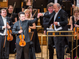 9.05.2014.-ERSO-Vadim-Gluzman-ja-Neeme-Järvi.-Foto-Tiit-Mõtus.jpg