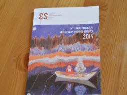 Viljandimaa_taskuteatmik2014.jpg