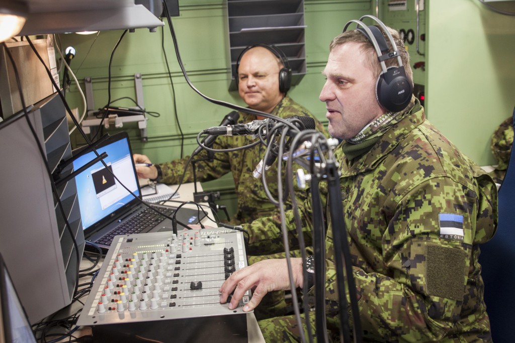 Eetrisse läks esimene militaarraadio – Sõduri FM