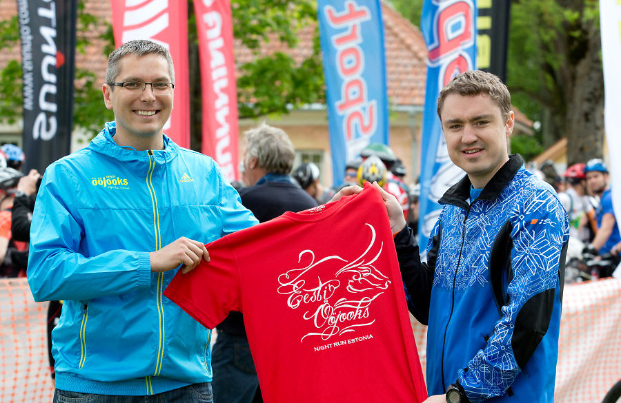 Eesti Ööjooks värvib Rakvere punaseks
