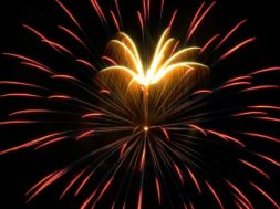fireworks-9-1375943-m.jpg
