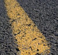 yellow-line-987490-m.jpg