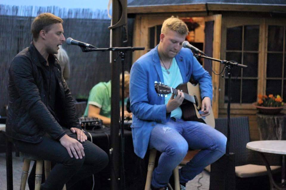 VÄRSKE SINGEL! Duo Allan&Ragnar rõhub eestikeelsetele armastuslauludele
