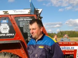 Eesti-künnimees-Foto-Meelika-Sander-Sõrmus.jpg
