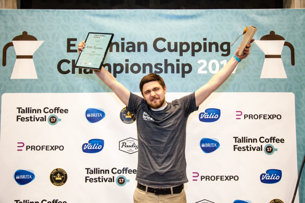 Palju õnne! Eesti kohvimaitsmise meister on The Brick Coffee Roastery juhina töötav Henry Politanov
