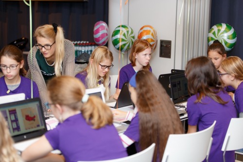 Lastele korraldatakse 120 tasuta tehnoloogia õpituba üle Eesti