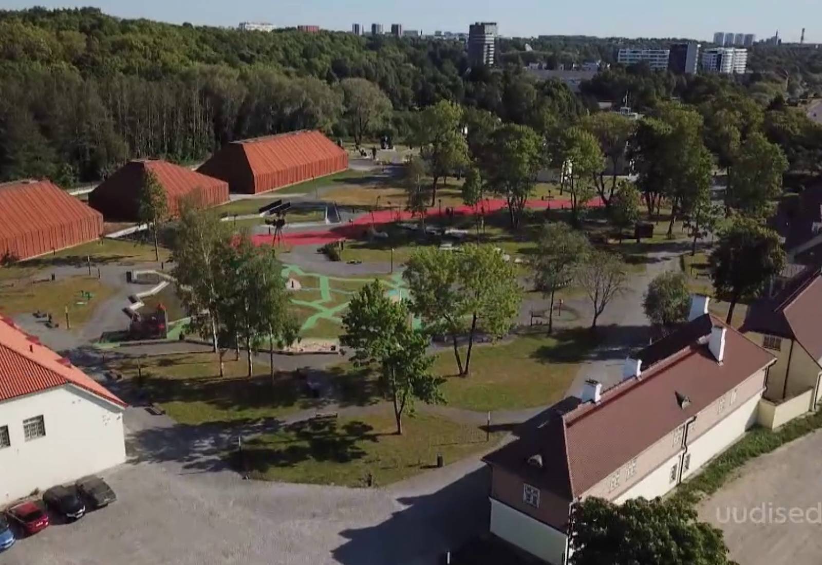 VIDEO! Eesti ajaloomuuseumi Maarjamäe loss pakub külastajatele palju põnevat avastamist