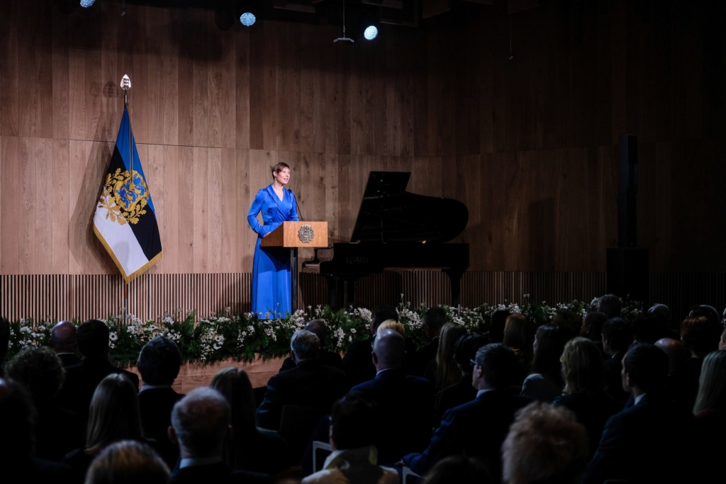 EESTI AU! President Kaljulaid teenetemärkide üleandmisel: ühiskond püsib koos ühisosa otsides