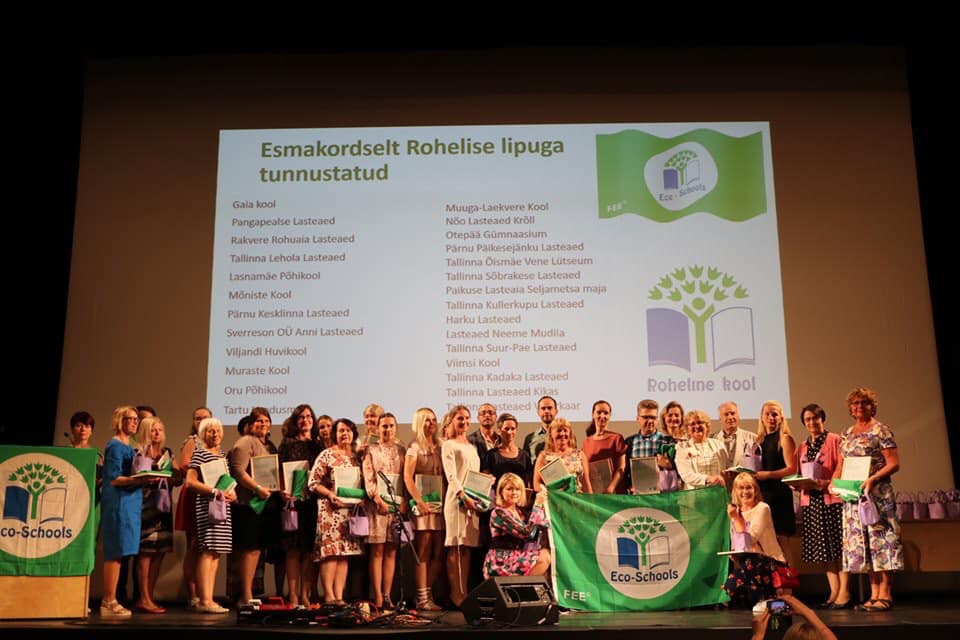 KESKKONNASÕBRALIK HARIDUSASUTUS! Kolm Pärnu lasteaeda said rohelise lipu