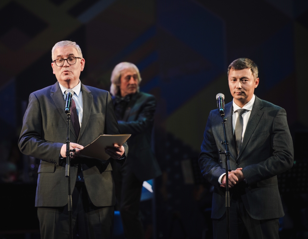 Peterburi kohtumised Tallinnas avati galakontserdiga Alexela kontserdimajas