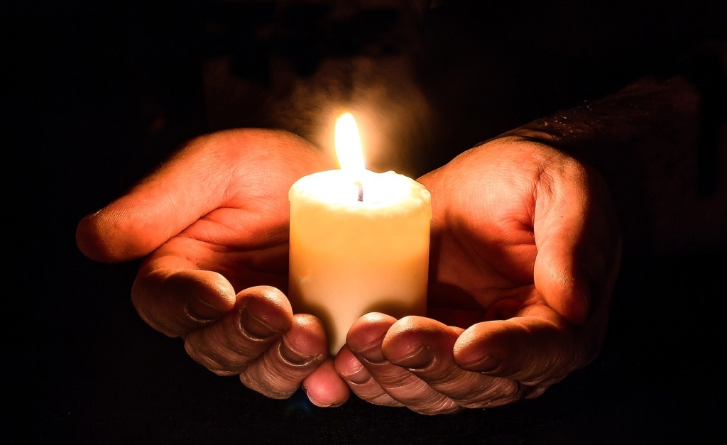 Hingedepäeval peetakse Pärnamäe tuhakalmel palvus lahkunute mälestuseks