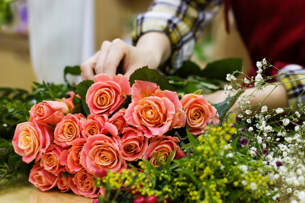 TOO TUPPA VÄRSKUST I Aitame lillemüüjaid ja ostame koju värskeid lõhnavaid lilli