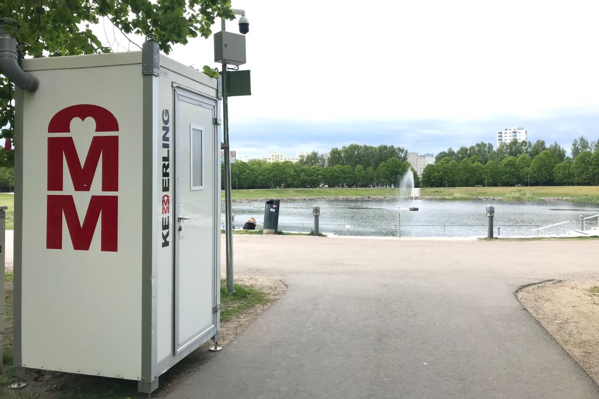 OLE TEADLIK I Haabersti randadesse ja Õismäe tiigi äärde paigaldati ajutised WC-d