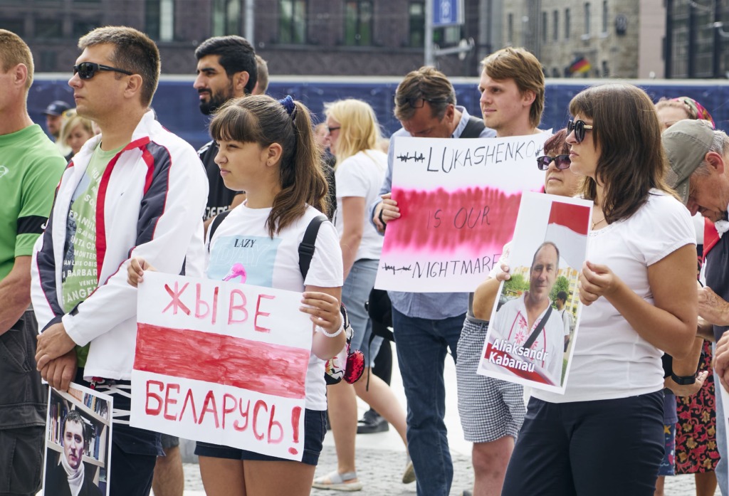 TV3 VIDEO I Valgevene solidaarsusketiga ühines 32 riiki