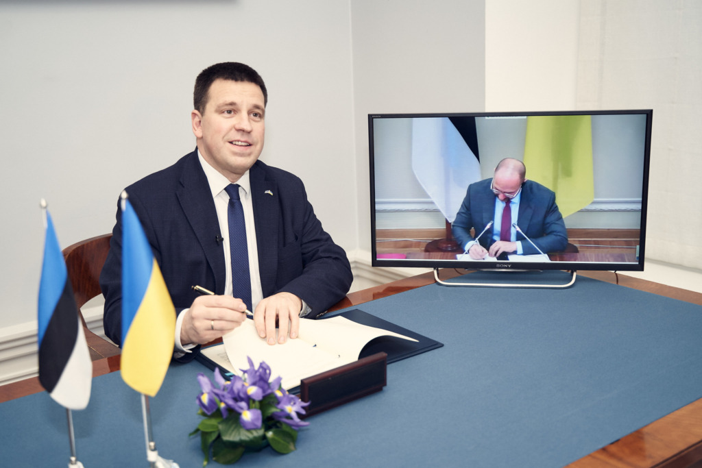 Eesti ja Ukraina peaminister allkirjastasid kahepoolset koostööd lihtsustava leppe
