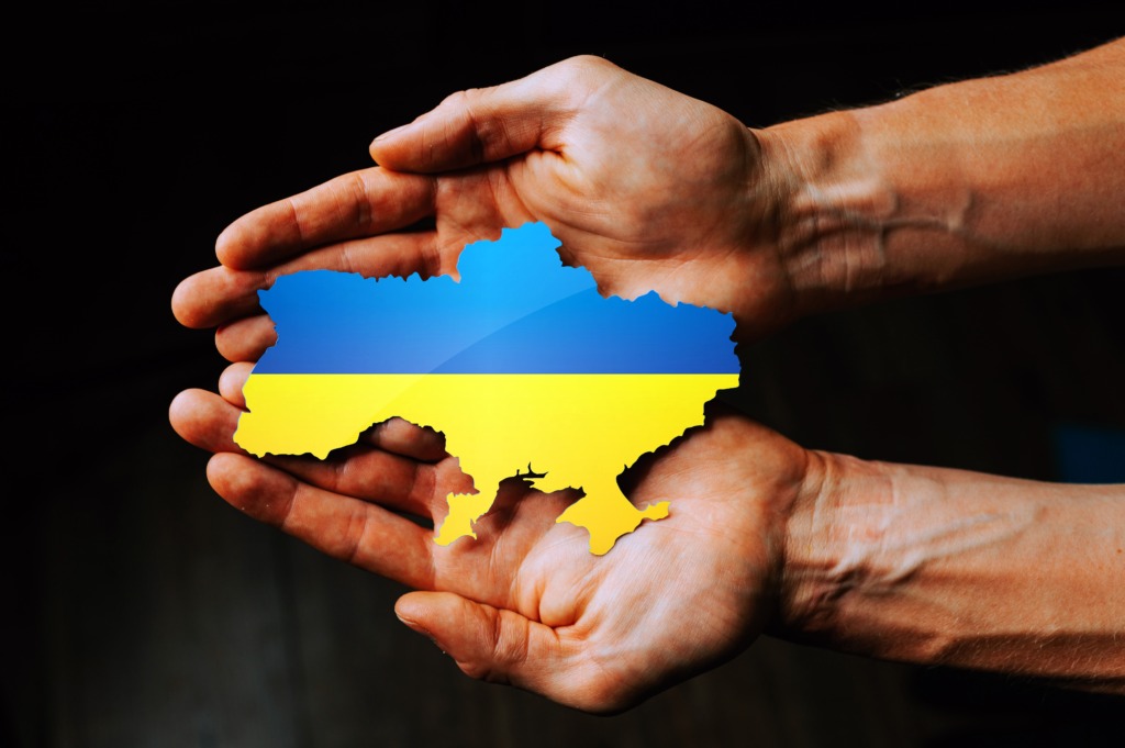 Tallinn annetab Ukrainale neli kiirabiautot