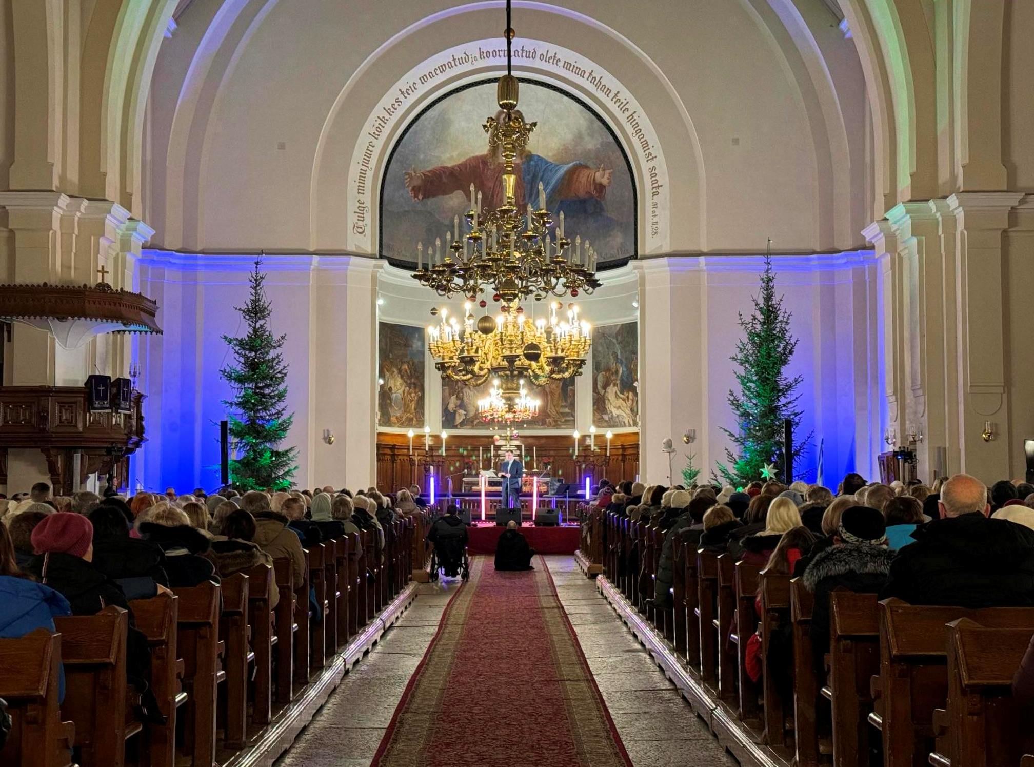 Kristiine jõulukontsert tõi Kaarli kirikusse tuhatkond kuulajat
