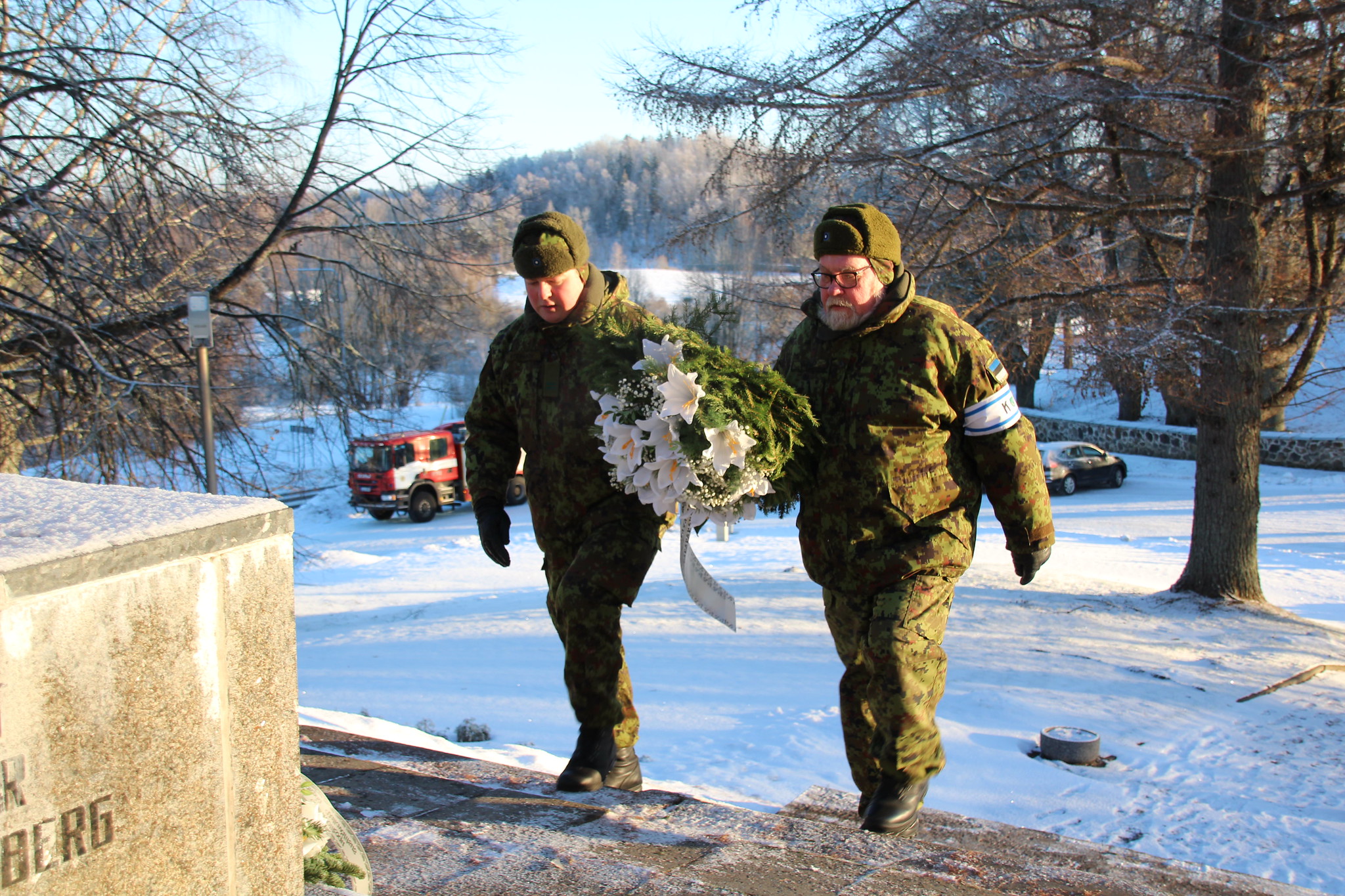 FOTOD I Otepää Vabadussõja ausambale asetati pärjad