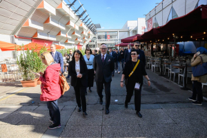 President-Alar-Karis-avas-Bologna-lasteraamatumessi-Foto-Raigo-Pajula-02