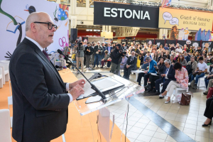 President-Alar-Karis-avas-Bologna-lasteraamatumessi-Foto-Raigo-Pajula-29