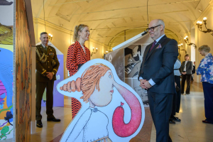 President-Alar-Karis-avas-Bologna-lasteraamatumessi-Foto-Raigo-Pajula-33