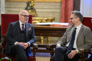 President-Alar-Karis-avas-Bologna-lasteraamatumessi-Foto-Raigo-Pajula-68