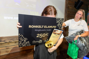 Aufgussi-Eesti-saunameistrite-meistrivoistlused-autasustamine-Foto-Ryszard-Rak-060-Nora-Katreen-Harik