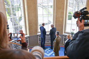 President-Alar-Karis-kohtus-Walesi-printsiga-Foto-Raigo-Pajula-29