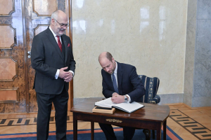 President-Alar-Karis-kohtus-Walesi-printsiga-Foto-Raigo-Pajula-34
