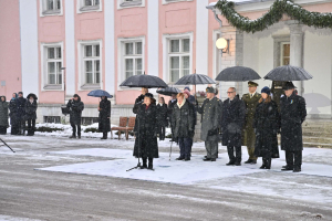 Vabariigi-President-Arnold-Ruutli-arasaatmine-100-Foto-Raigo-Pajula